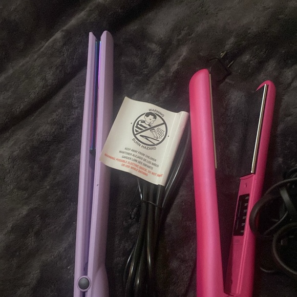 2 straighteners,never been used, pink and purple color, wide use, and thin use. - Picture 4 of 4